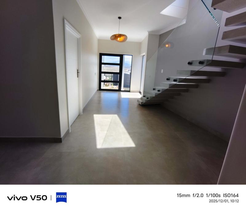 3 Bedroom Property for Sale in Hartenbos Heuwels Western Cape